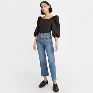 Levi’s Ribcage Cropped Bootcut Women’s Jeans